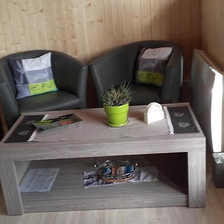 Au Calme Dans Etretat Bed and Breakfast Εξωτερικό φωτογραφία
