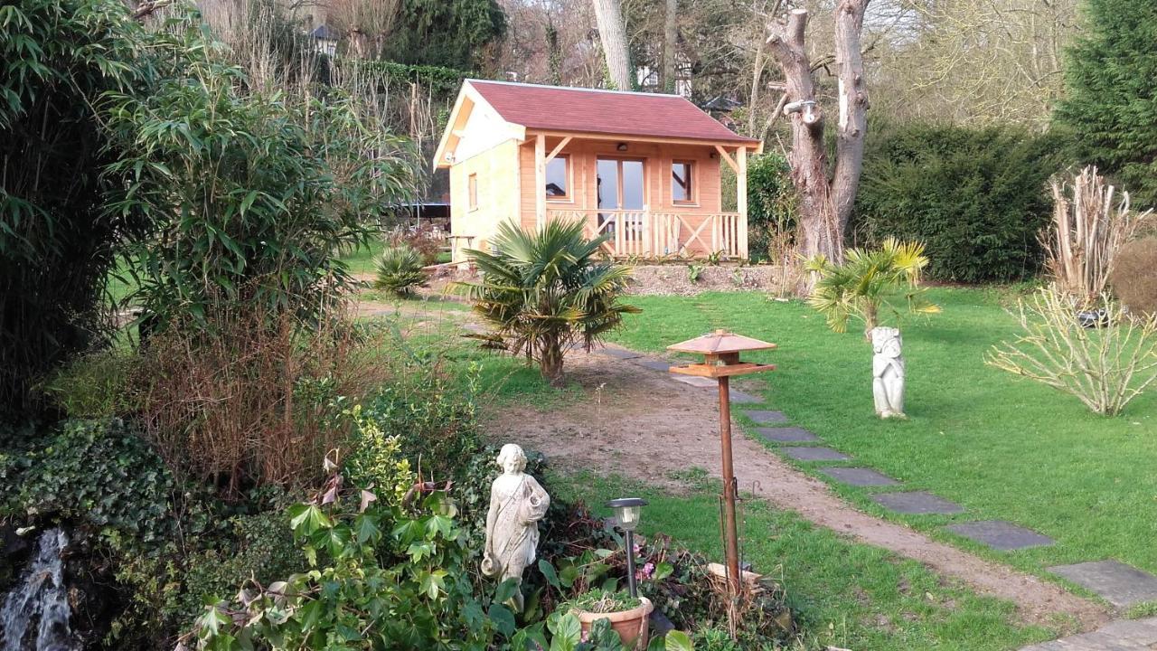 Au Calme Dans Etretat Bed and Breakfast Εξωτερικό φωτογραφία